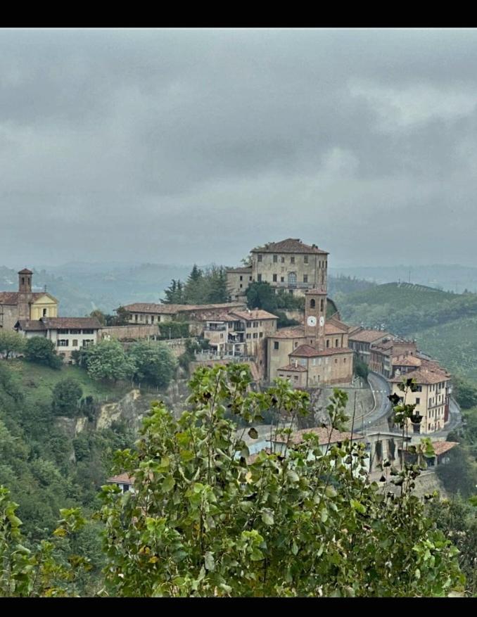 Il Bosco Delle Torte Castellinaldo エクステリア 写真